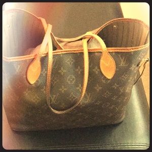Neverfull MM Monogram